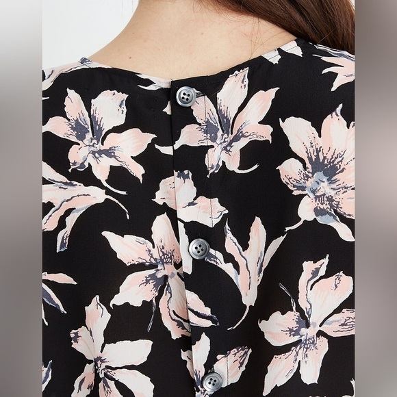 Madewell Silk Button-Back Tie Tee in Winter Orchid size xxs - Picture 4 of 10